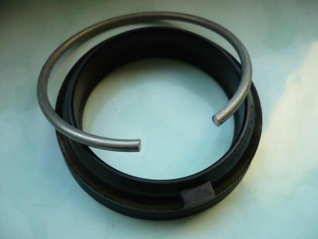 Dichtung Bilip Abstreifer Stange Nutring Hydraulikzylinder J.A.Becker TW 30 / 25