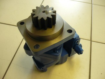 Drehmotor Hydraulik Motor Schwenkmotor Kubota KX41 Minibagger 6819161282