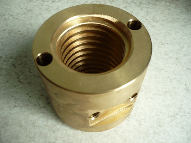 Tragmutter Hubmutter Spindelmutter Longus L250-25 L300-30 L300-35 L300-25 L350