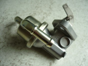 Kubota Kraftstoffpumpe D905 D1005 V1305 Minibagger 1628552030 16285-5203