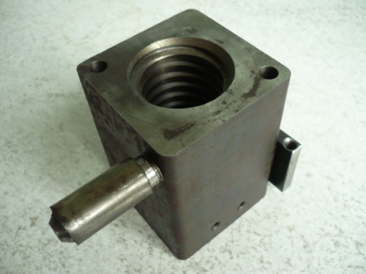 safety nut for Nußbaum lift type ATS 2.20 2.25