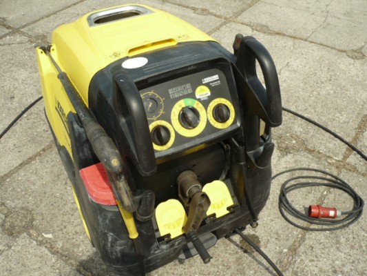 High Pressure Cleaner, hot water professional pressure washer, steam cleaner HDS 12/18-4SX
