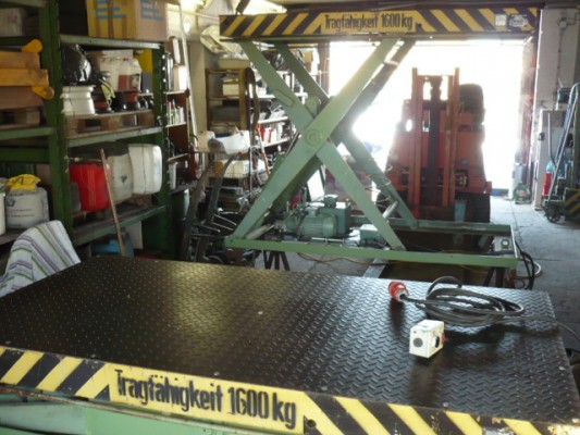 GDR VEB Takraf work Platform Lift Ramp lifting platform HT 1600