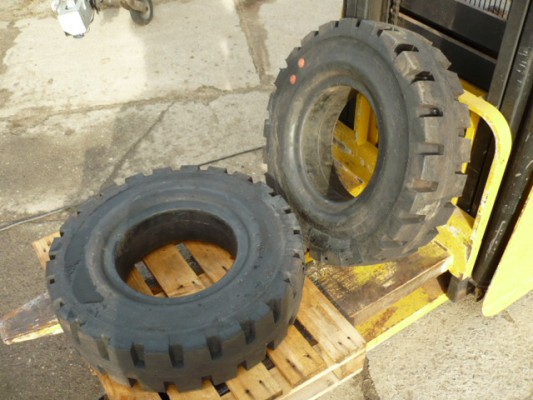 Wheel Tires Takraf forklift trucks VTA DFG 3202