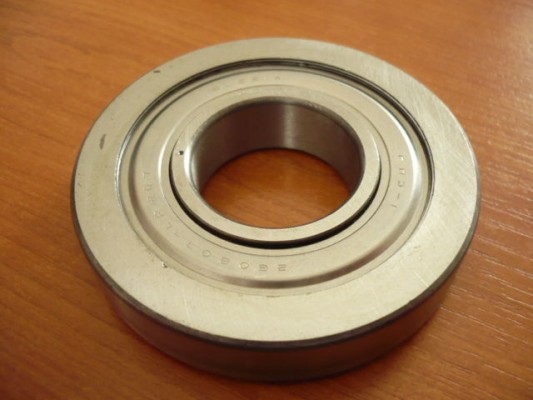 top roller, back-up roll, cam roller, roller, ball-bearing for MWH Consul 2.25 lift type H015 H049 H052 H105 H142 etc. (until year 2003 installed)