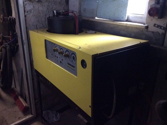 Kärcher station HDS 12/14-4 S hot water high pressure cleaner steam cleaner UVV NEW