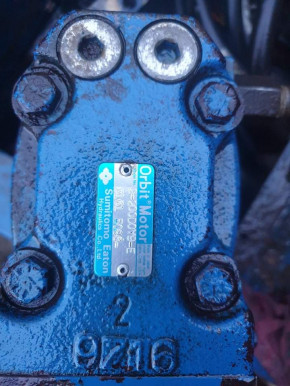 Rotary motor hydraulic swing motor rotary drive swing drive Kubota KX41-2 RG008-61280