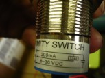 Induktiver Sensor Initiator Näherungsschalter inductive switch VEB Hebebühne FHB